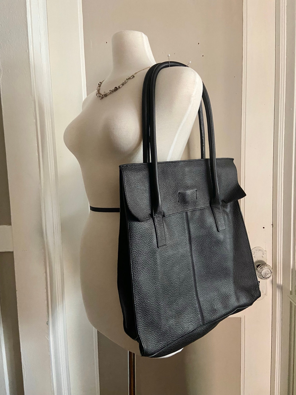 Banana Republic Black Pebbled Leather Shoulder Bag (Nwot)